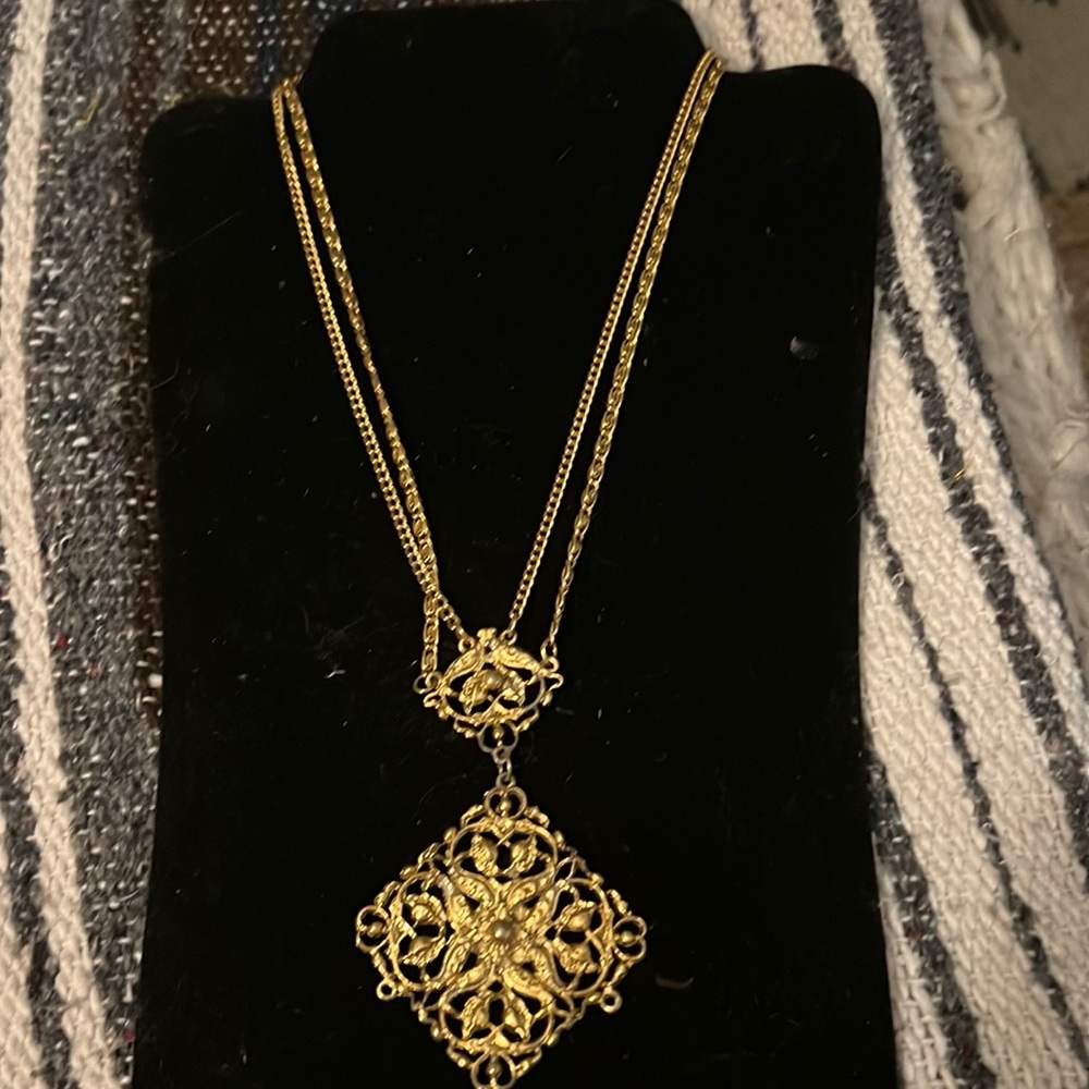 Vintage gold colored necklace